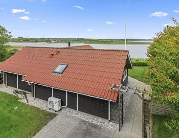 Vakantiehuis "Pirkka" - 50m to the fjord