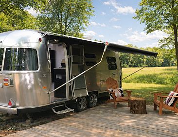 Airstream met hottub