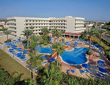 Nissiana Hotel & Bungalows