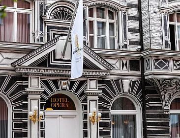 Hotel Opera