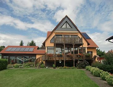 Appartement Nette Wohnung mit Garten, Grill und Pool