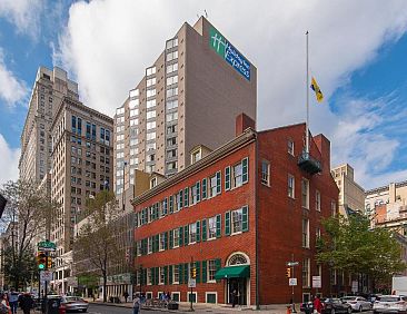 Holiday Inn Express Philadelphia-Midtown, an IHG Hotel