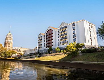 Hyatt Place San Antonio Riverwalk