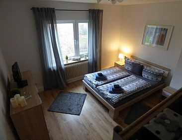 Appartement Große Ferienwohnung Genius mit Garten