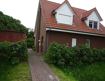 Vakantiehuis Komfortable Doppelhaushälfte und großem Garte