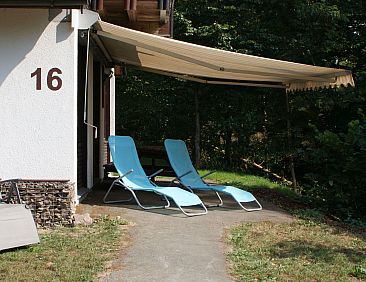Vakantiehuis mit Terrasse und Grill