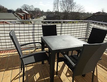 Appartement Charmante Fewo mit Großem Balkon