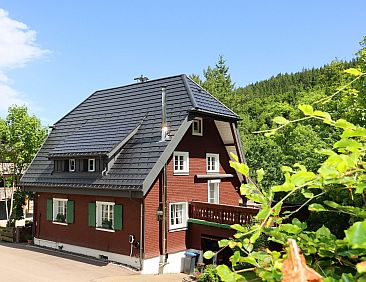 Vakantiehuis Schwarzwaldhaus St. Blasien, direkt am Bach