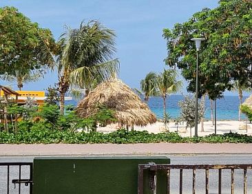 Studio with beautiful sea view