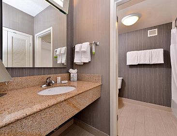 Courtyard by Marriott Dallas Northwest