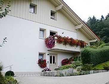 Appartement mit sonniger Terrasse und Ausblick