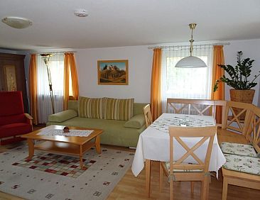 Appartement Nette Wohnung in Garitz mit Garten und Terrasse