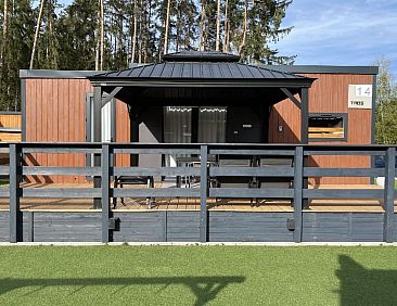 Vakantiehuis in Wackersdorf mit Terrasse, Garten und Grill