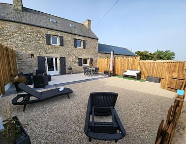 Vakantiehuis 50 ml vom Meer entfernt. Plouneour Trez