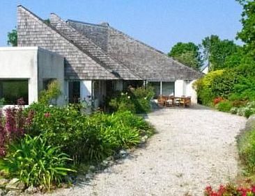 Vakantiehuis Villa "Cobalan" mit Blick auf das Wasser