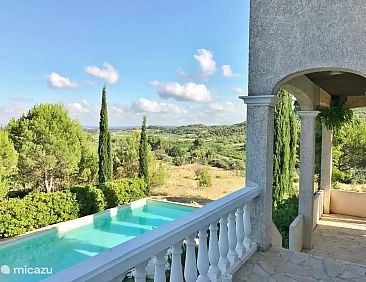 Luxe villa met prachtige uitzichten
