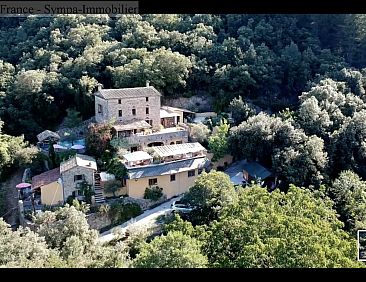 Geschakelde woning in Le Vigan