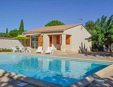 Vakantiehuis Schönes Ferienhaus mit eigenem Pool