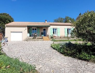 Geschakelde woning in Saint Genies De Fontedit