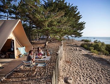 Toile&amp;Bois tent aan de kust