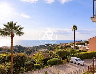Geschakelde woning in Nice