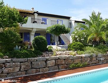 Villa Parosa met zwembad