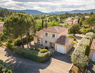 Vrijstaande woning in Nans-Les-Pins