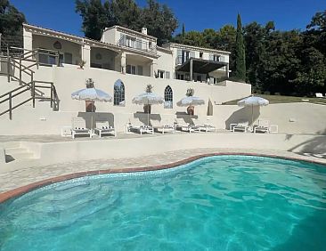 Villa Huefield