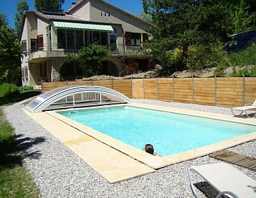 Appartement mit Gemeinschaftspool im Diois