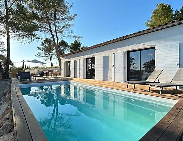 Hagelnieuwe villa in de Var
