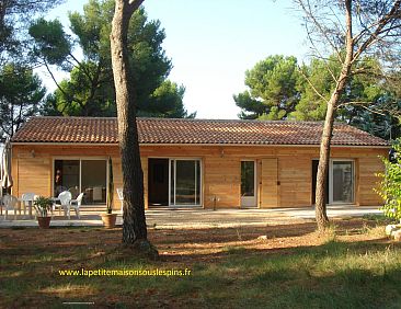 Vakantiehuis la petite maison sous les pinins-innenpool
