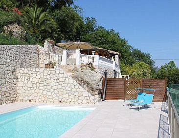 Vakantiehuis "Rocabel" mit Blick auf das Wasser