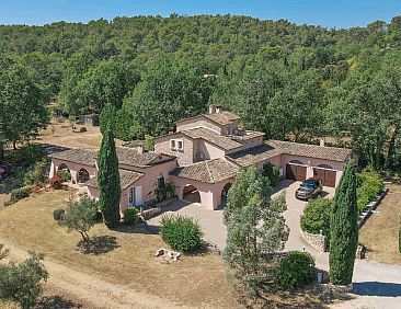 Vrijstaande woning in Seillans