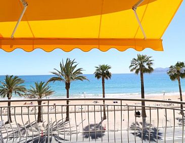 Appartement 3 bedroom facing the beach 401