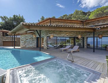 Vakantiehuis Außergewöhnliche Villa am Cap Bénat