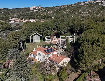 Vrijstaande woning in La Fare-Les-Oliviers