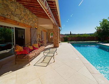 Vakantiehuis mit eigenem Pool