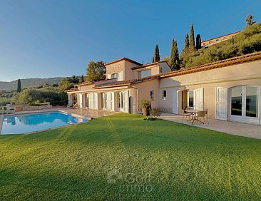 Vrijstaande woning in Cabris