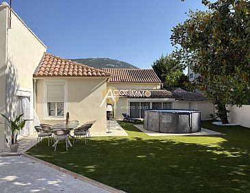 Vrijstaande woning in Toulon