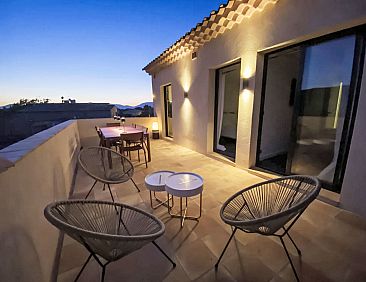 Appartement Nice View 120m2 4 Bedroom Apartment