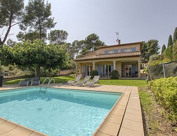 Vakantiehuis Le Puit des Oliviers 2