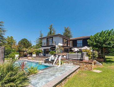 Vrijstaande woning in Aix-En-Provence