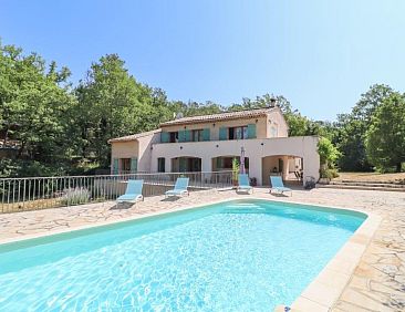 Vrijstaande woning in Bagnols-En-Forêt