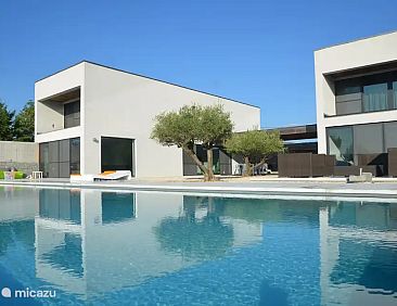 Villa 'Les cubes de Beaulieu'