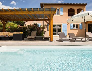 Villa Ensoleillée met privé zwembad