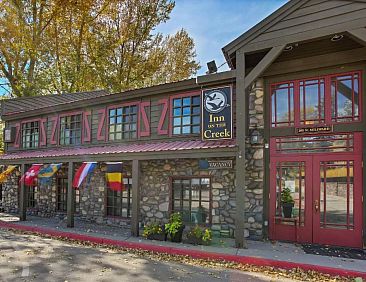 Inn on The Creek