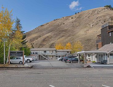 Miller Park Lodge