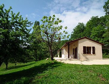 Vakantiehuis Domäne mit Jacuzzi