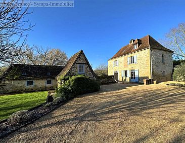 Geschakelde woning in Génis