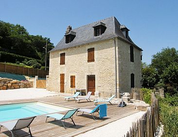 Vakantiehuis Haus "Lou Chastel" mit eigenem Pool